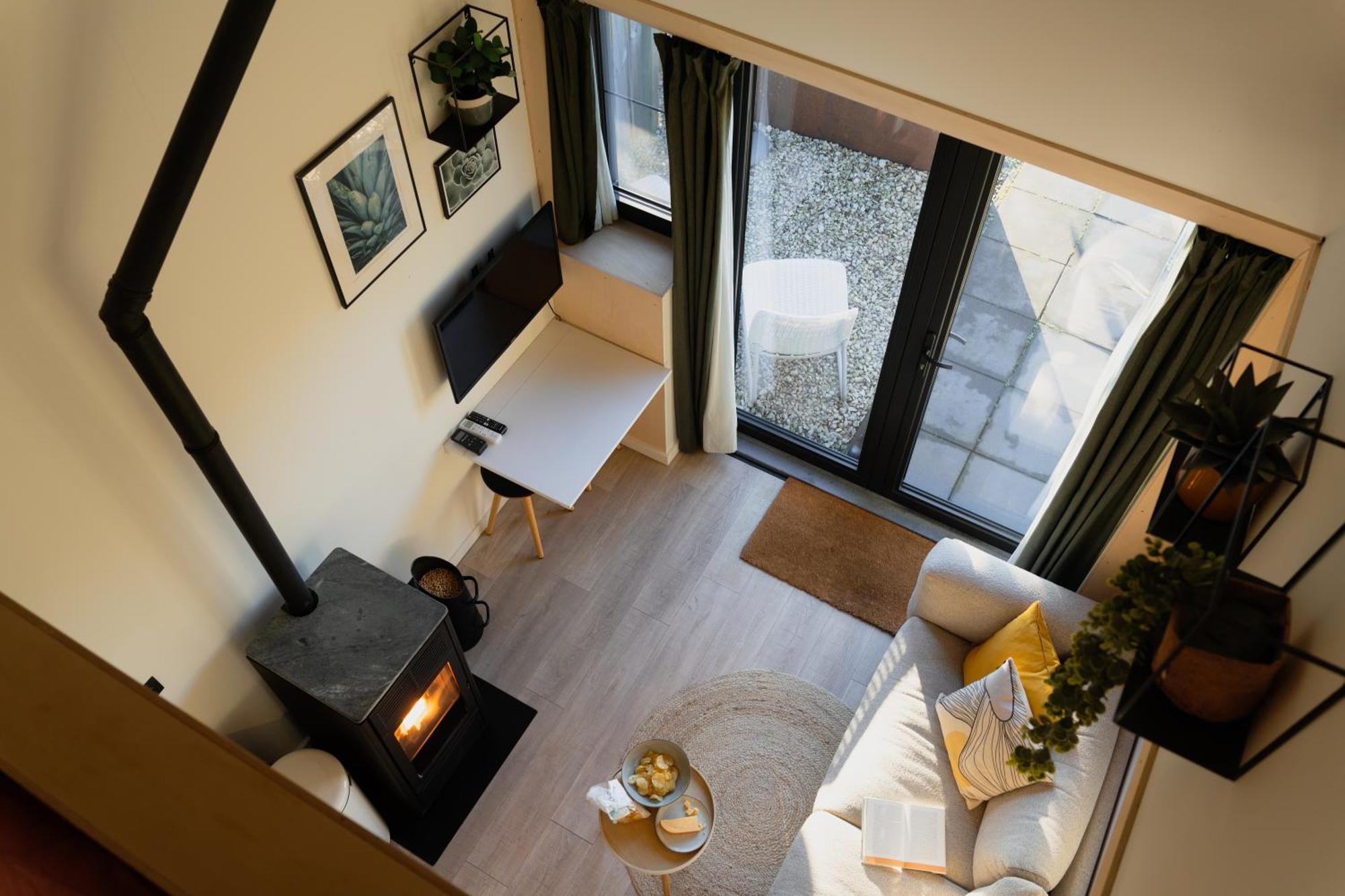 Romantisch Huisje Met Houtkachel & Airco Op 2,5Km Van Zee Groede Exterior foto